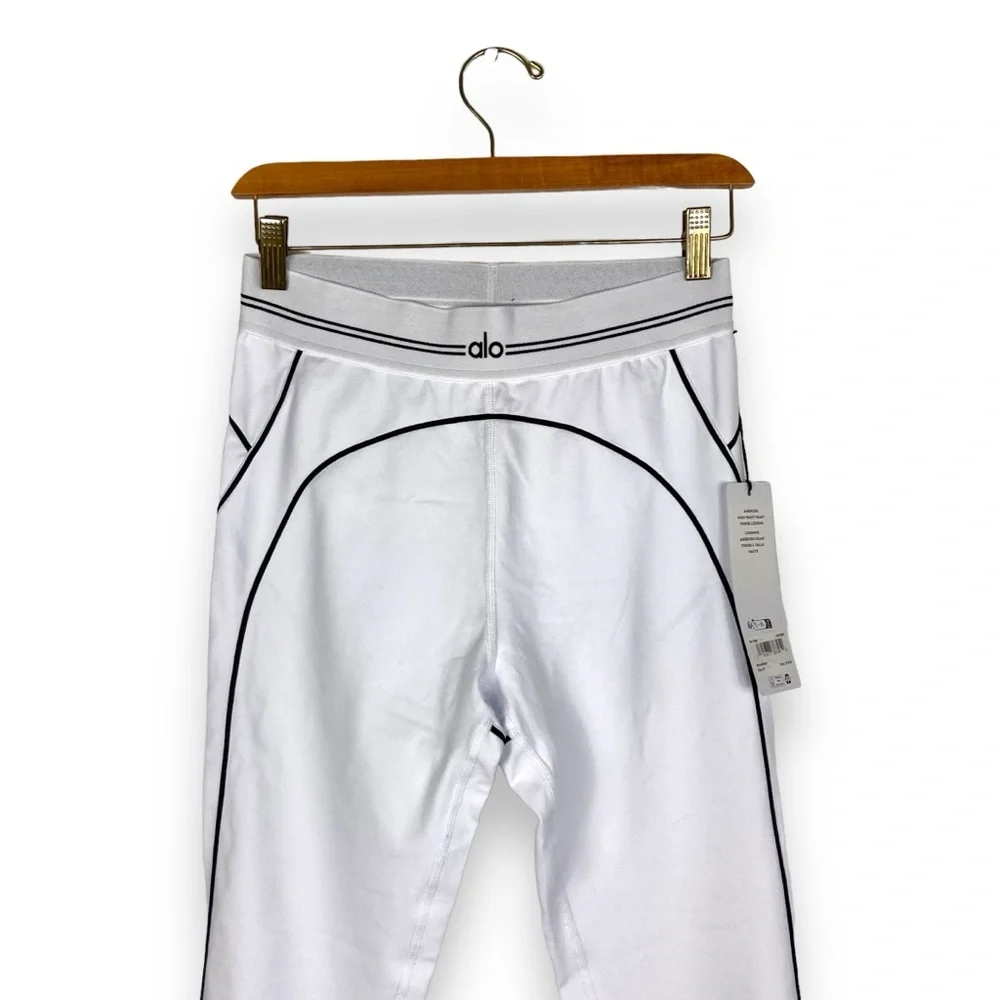 NWT Brand New ALO Airbrush High-Waist Heart Throb Leggings White Black Medium - Picture 6 of 14
